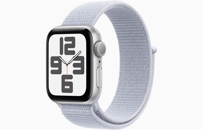 Apple Watch SE (2024) 44mm Stříbrný hliník s oblačně modrým provlékacím řemínkem