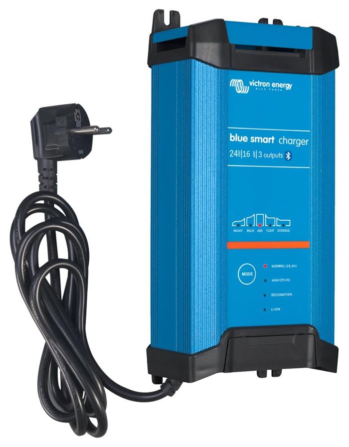 Victron BlueSmart IP22 chytrá nabíječka baterií 24V/16A (3)